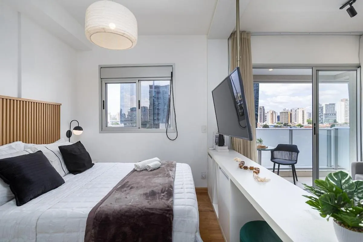 Apartamento Completo E Confortavel Na Av Chucri Zaidan Sao Paulo Apartment